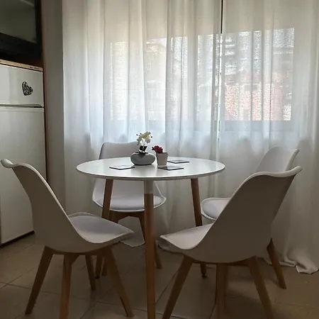 5 Newbazaar Apartman