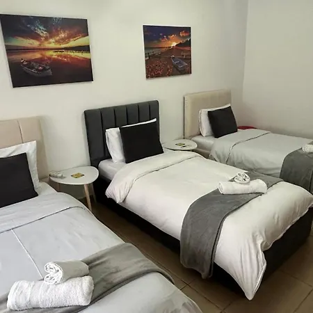 5 Newbazaar Apartman